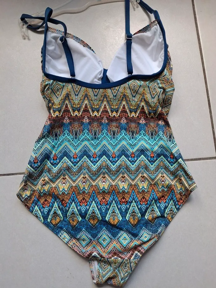 Maillot de bain une pièce femme S Neuf - photo numéro 3