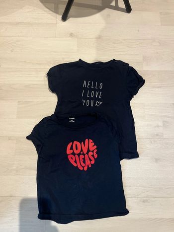Lot deux t shirts 5 ans