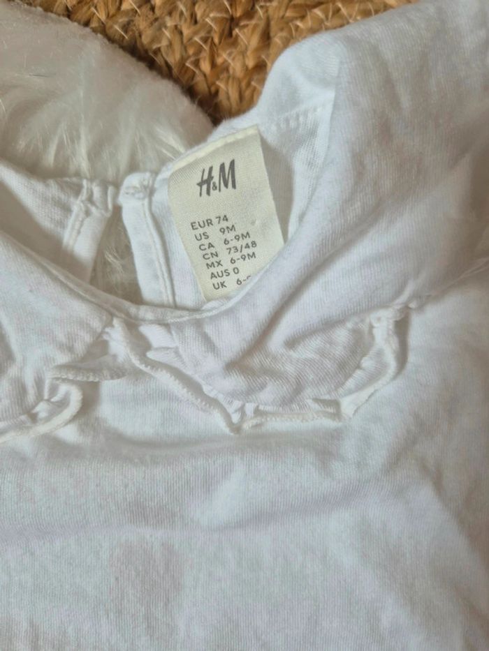 💙 Ensemble jeans + t-shirt à col H&M 9 - 12 mois - photo numéro 3