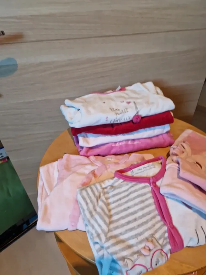 💞 Lot de Pyjamas 6 mois 💞 - photo numéro 2