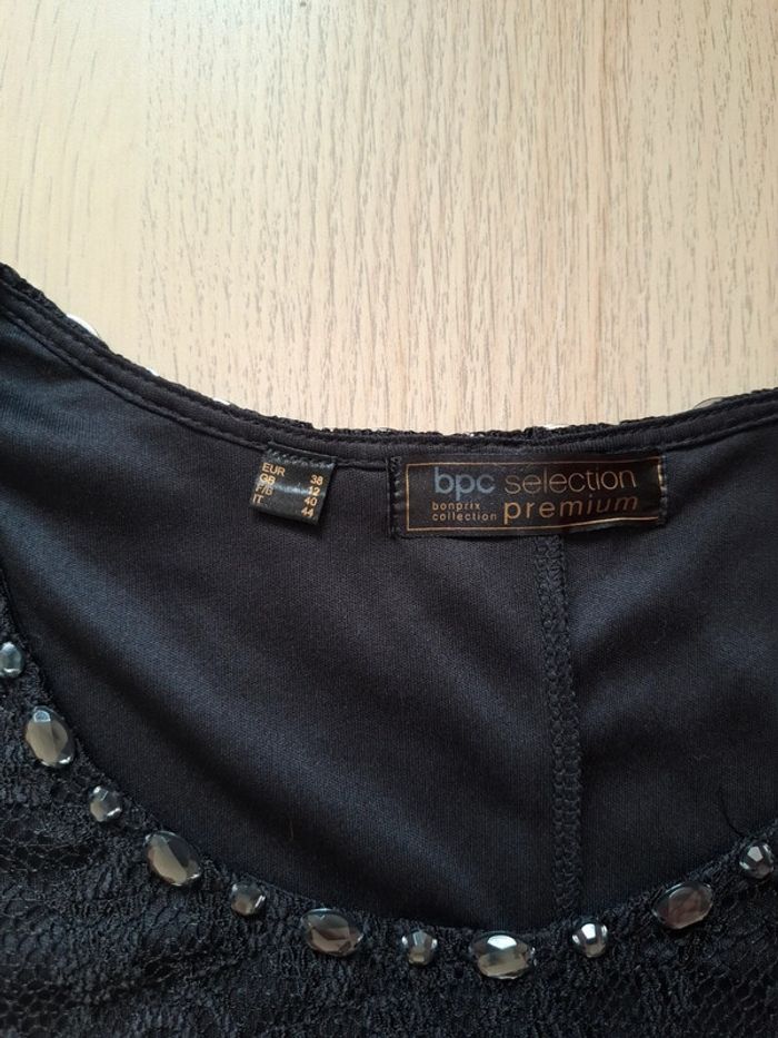 Robe noire dentelle - photo numéro 4