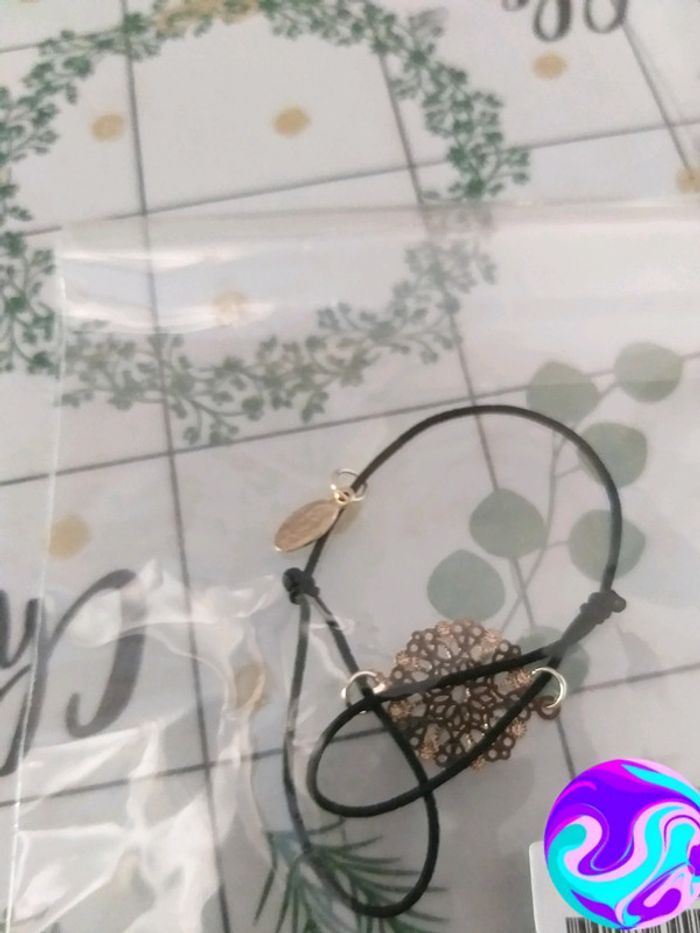 Bracelet fin neuf Moa