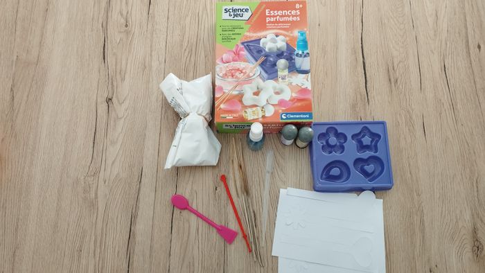 Jeu - Science et jeu - Essences parfumées - photo numéro 3