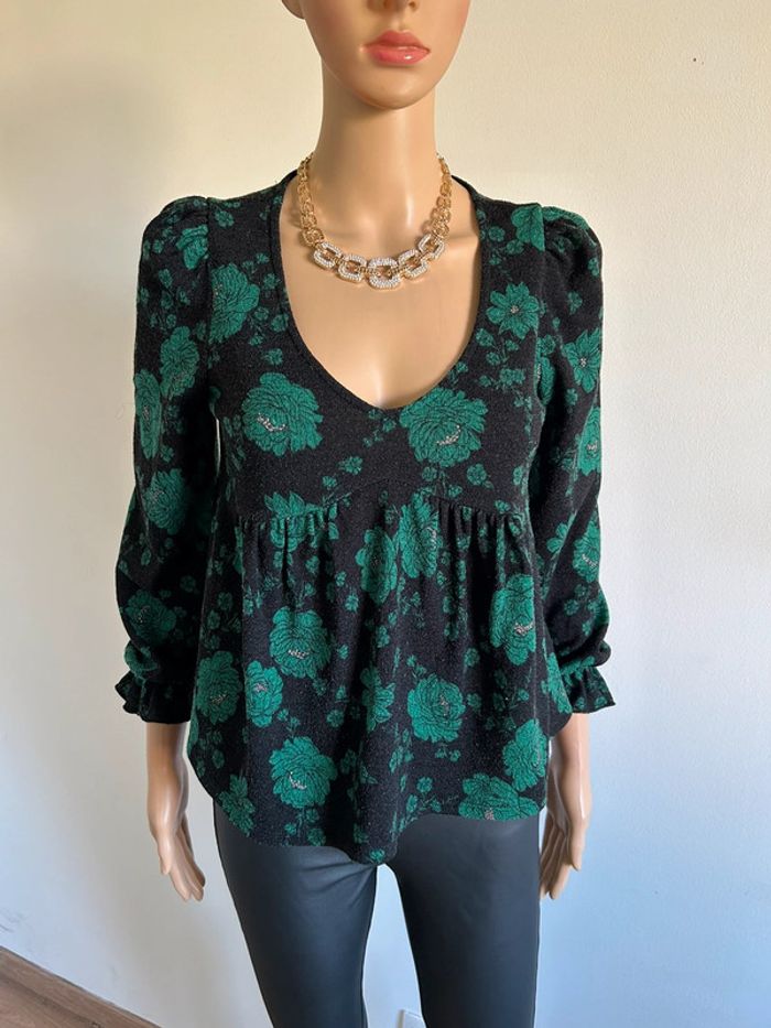 Pull court noir et vert Naf Naf taille XS état satisfaisant (bouloches)