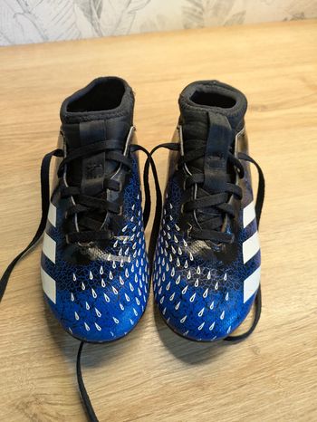 Chaussures foot adidas 31