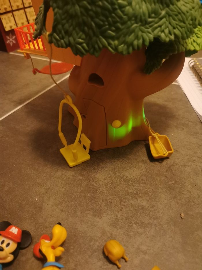 La cabane sans l'arbre mickey - photo numéro 4