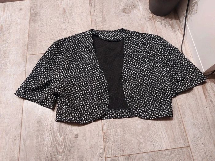 Robe d'été avec sa gilet - photo numéro 3