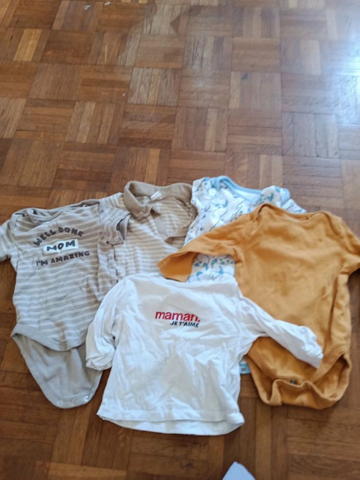 Lot vêtement 9 mois