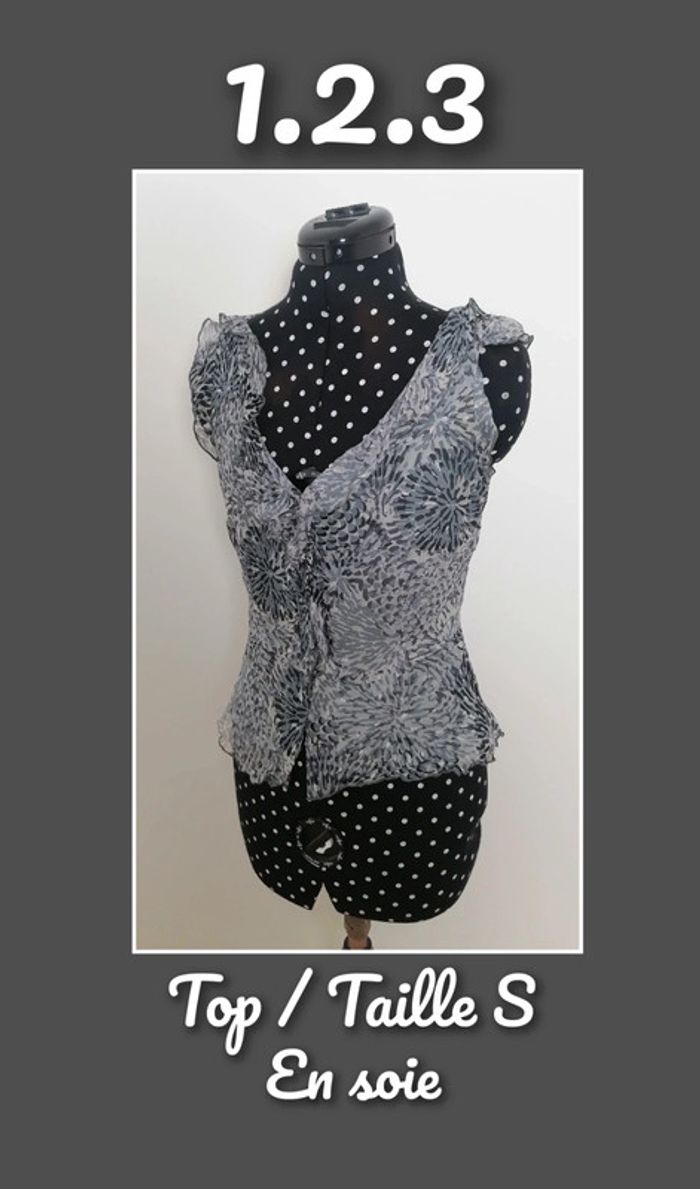 Chemisier / top en soie gris Taille S 1.2.3
