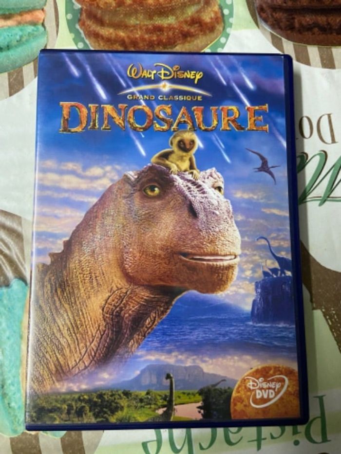 DVD dinausaure Disney