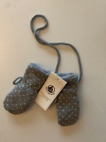 Moufles petit bateau 3/6 mois neuf