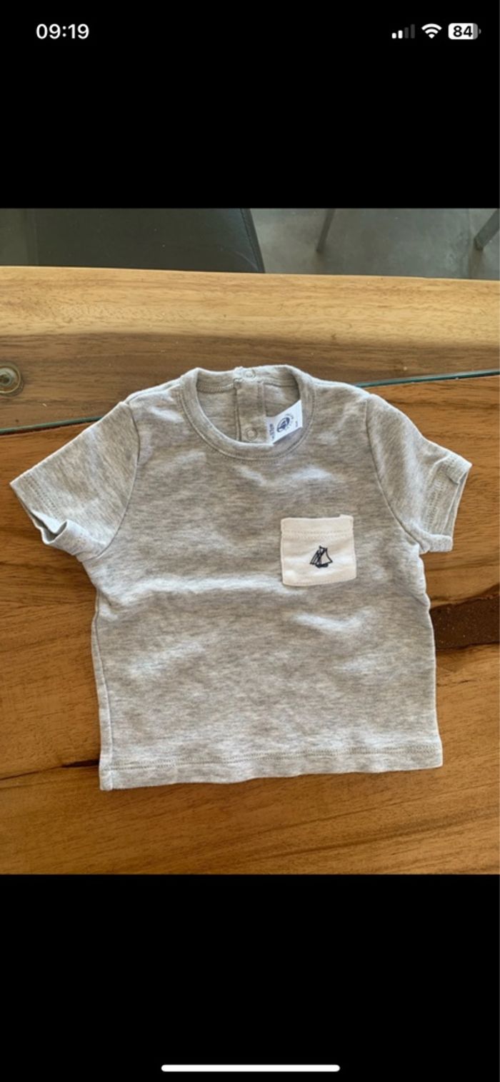 Lot tee shirts chemise  6 mois - photo numéro 5
