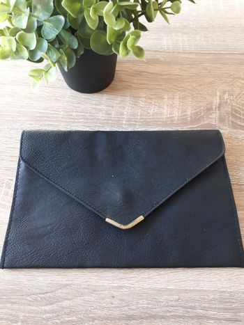 Pochette noire