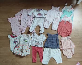 Lot taille 3 mois bébé fille