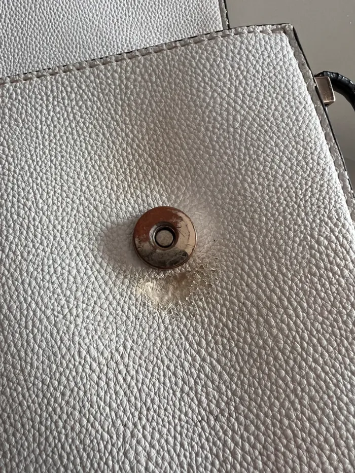 Guess sac bandoulière - photo numéro 7