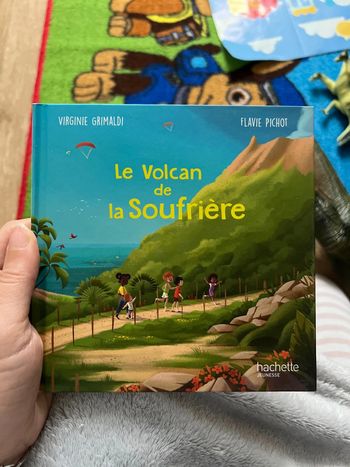 Livre mc do le volcan de la soufrière