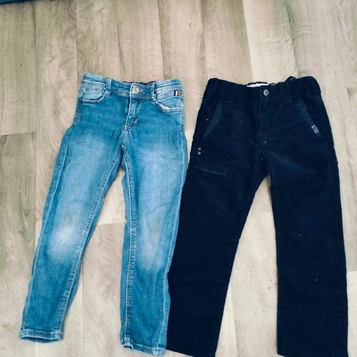 2 jeans garçon 5ans - photo numéro 2