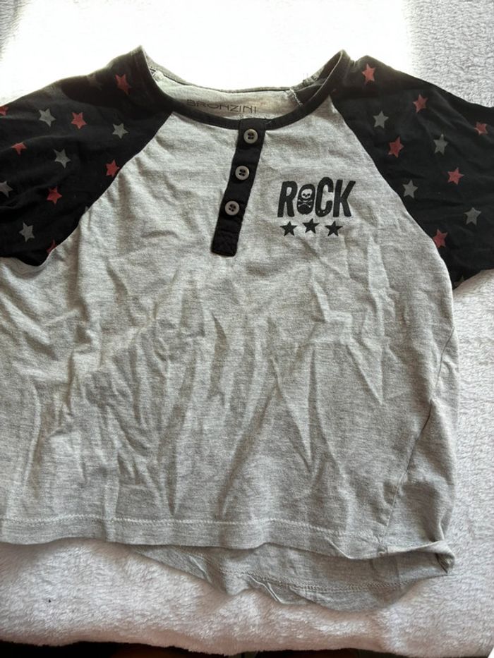 T-shirt 8 ans - photo numéro 2