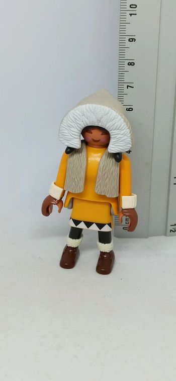 Femme inuit esquimau playmobil