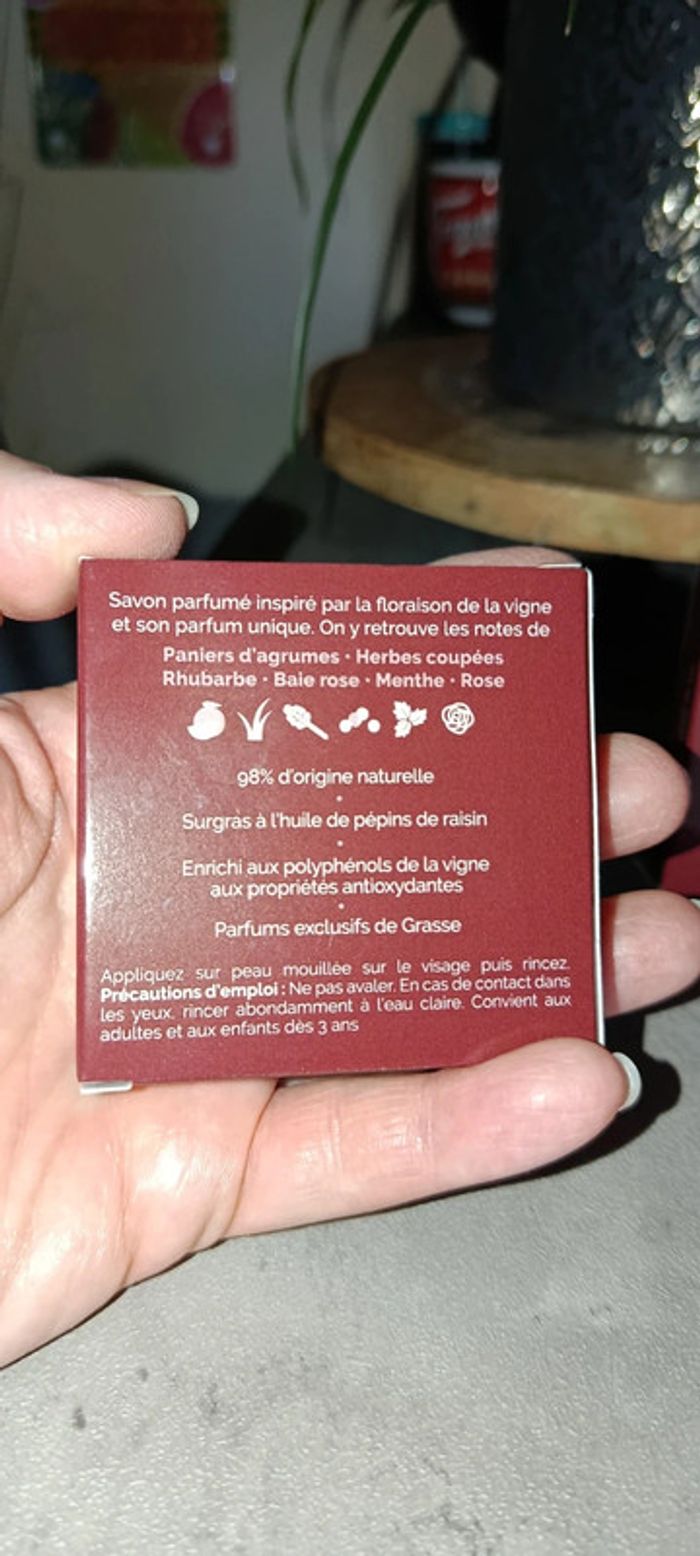 Deux savon fleur de vigne neuf - photo numéro 4