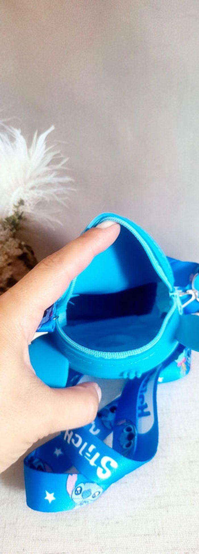 Sac bandoulière Stitch bleu - photo numéro 4