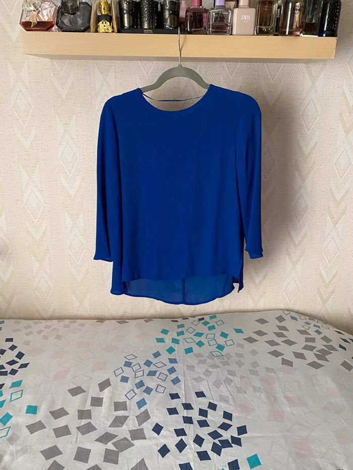 Superbe belle blouse fluide bleu électrique Primark taille 38 - photo numéro 2