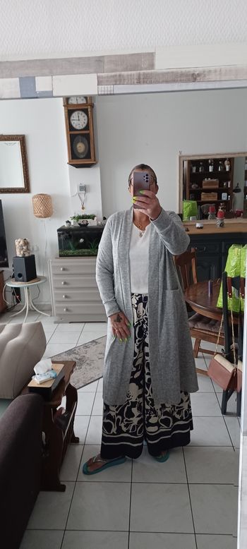 Très beau gilet long femme T U