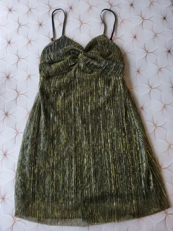 Robe  de soirée dorée  à  paillettes / irisée mi cuisse  zuiki taille S  Femme neuf