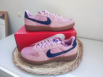 Baskets Nike field general