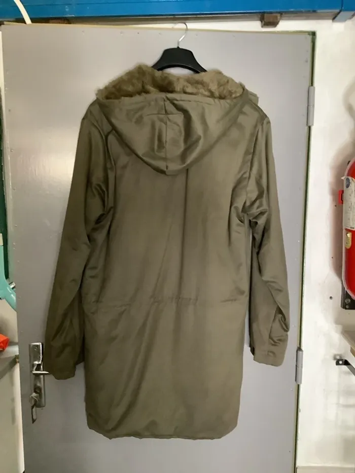 Parkas neuf kaki - photo numéro 3