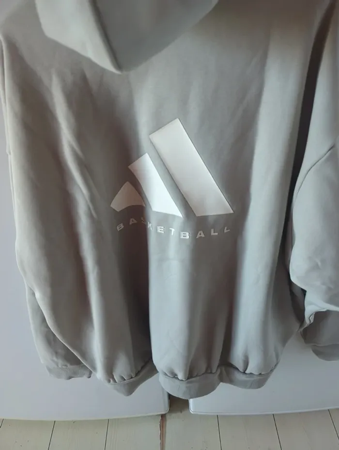 Sweat Basketball One Adidas taille xl neuf - photo numéro 6