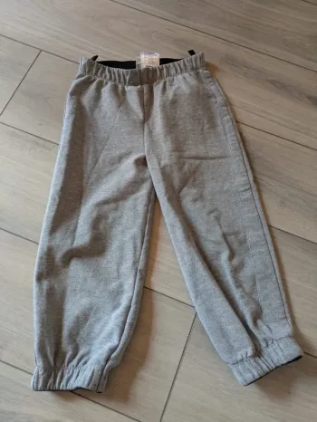 Jogging Decathlon gris 3-4 ans