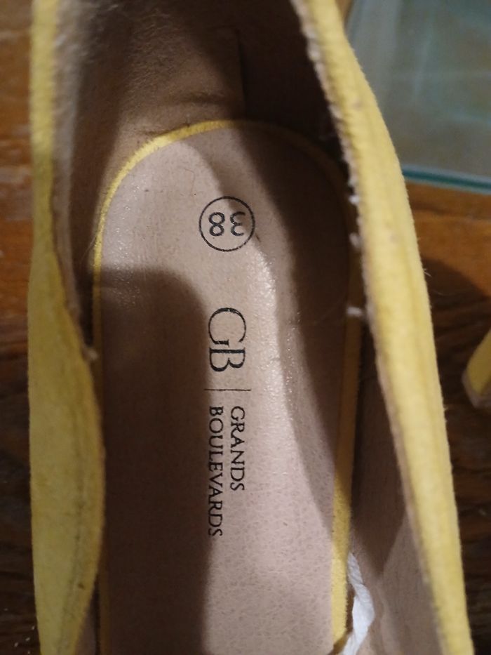 Chaussure femme - photo numéro 1