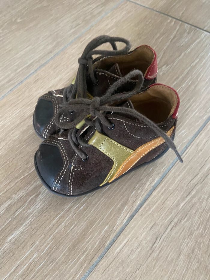 Chaussures 18 - photo numéro 2