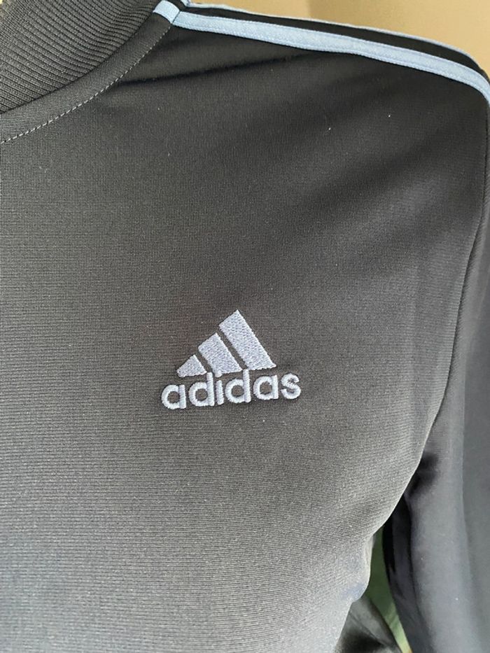 Ensemble de survêtement bleu marine Adidas - photo numéro 3