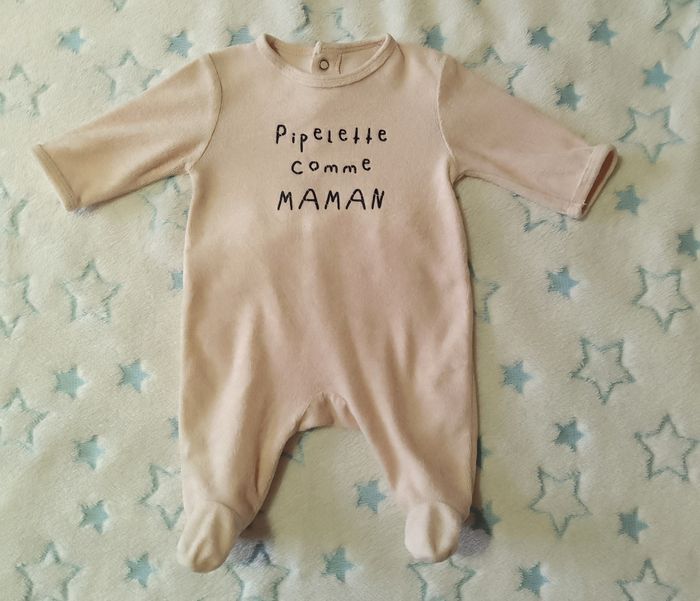 Pyjama bébé Kiabi – 1 mois – Rose « Pipelette comme maman »