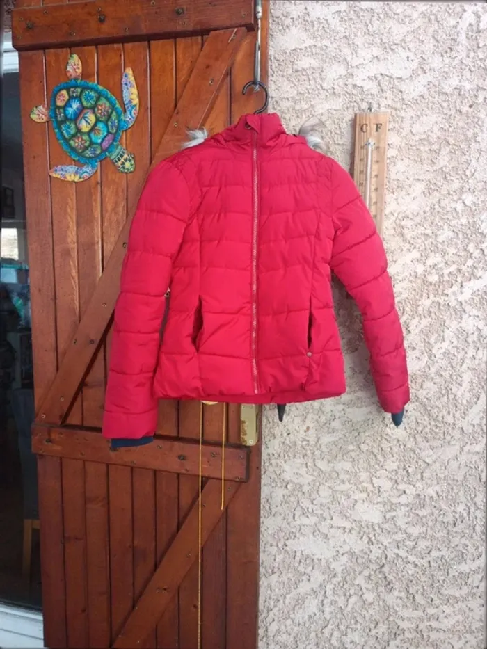 Manteau doudoune très bon état taille 10 ans