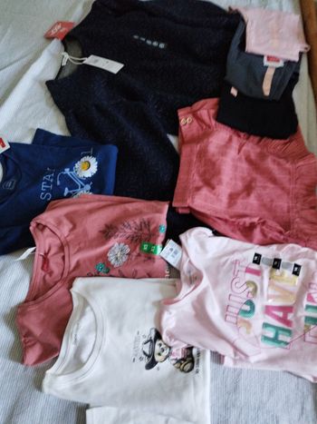 Lit vêtements fille 12-14 ans neuf