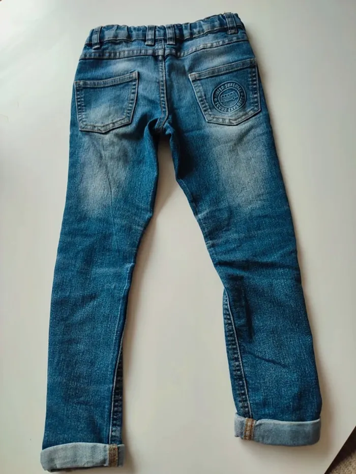 Jean déchiré 5 ans - photo numéro 2