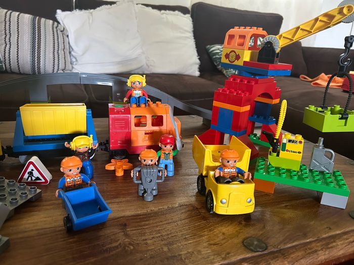 Gros lot de lego duplo - photo numéro 5