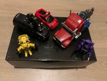 Lot de 5transformers 2plus grand et 3plus petit 2dvd transformers2et 3 et un livret
