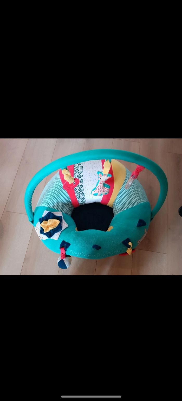 Siège d'éveil "Seat and play" de Sophie la girafe - photo numéro 2