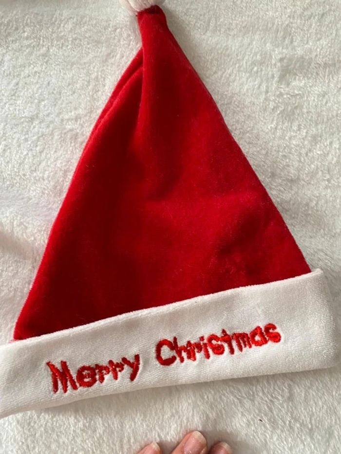 2 bonnets et chaussure noël 🎅🏻 - photo numéro 4
