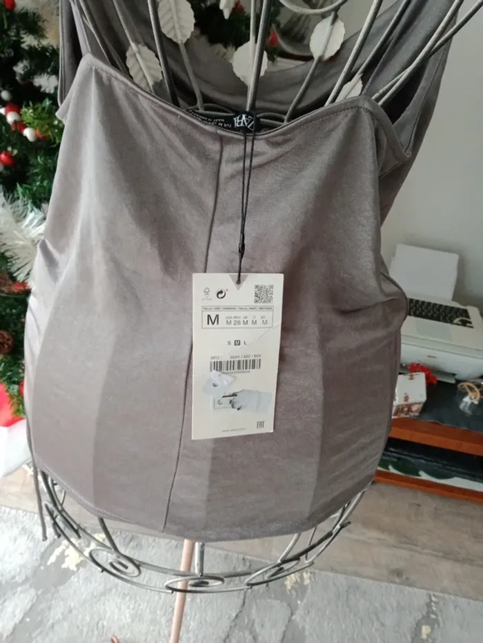 Haut fine bretelles Zara - photo numéro 4