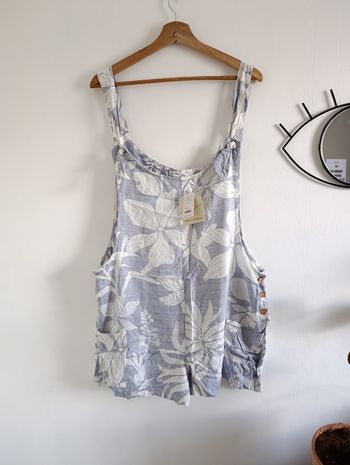 Combishort Salopette short d'été fleurie Kiwi+punch