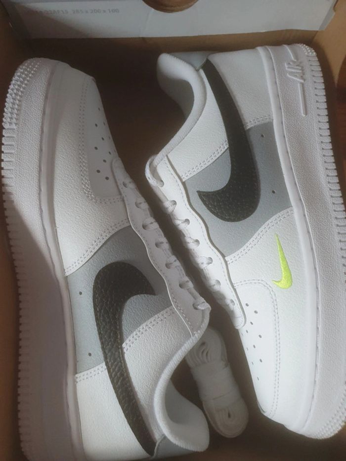 Nike Air Force 1 (38m) - photo numéro 9