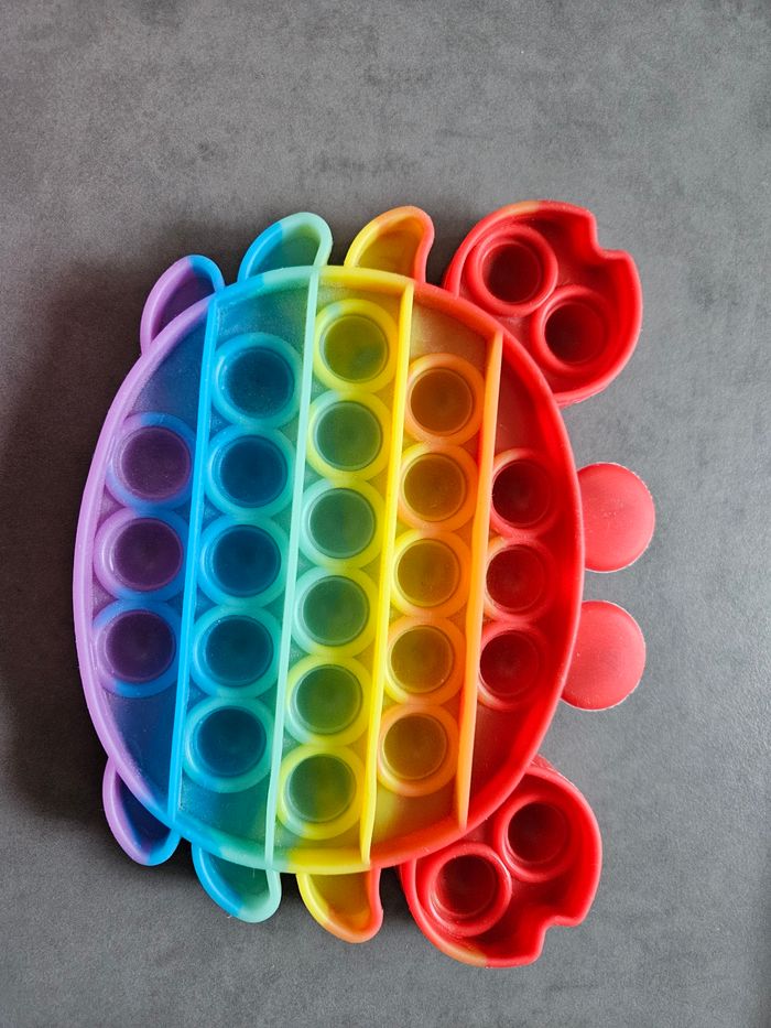 Lot de 4 Pop it, jouets sensoriels anti stress à bulles, Vraiment comme Neufs, très très propres - photo numéro 3