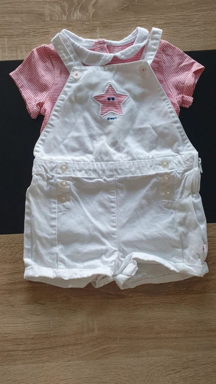 Ensemble salopette short et tee-shirt 23 mois