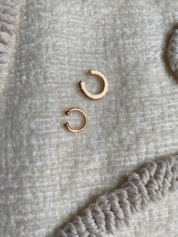 Lot bagues d’oreilles doré très tendance