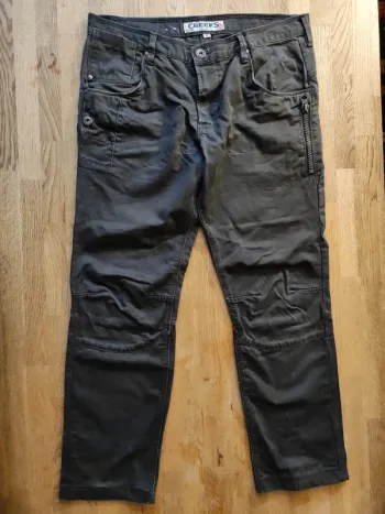 Jean Creeks gris